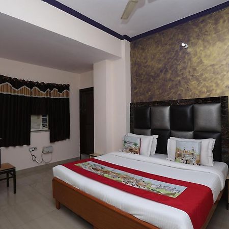 Hotel Deepak Dzsaipur Kültér fotó