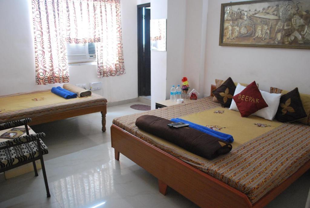 Hotel Deepak Dzsaipur Szoba fotó