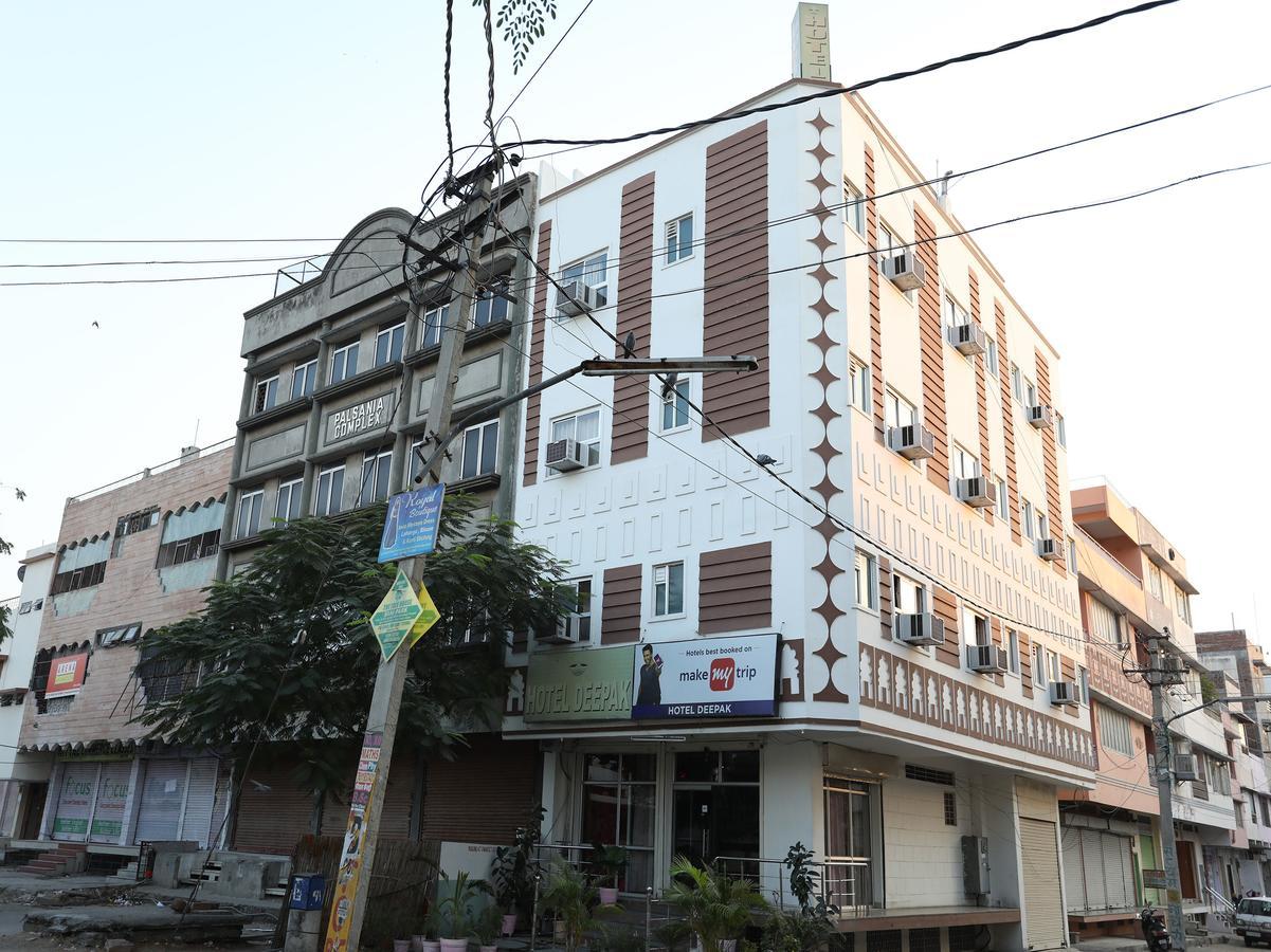 Hotel Deepak Dzsaipur Kültér fotó